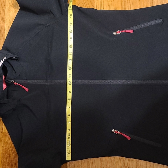 McKinley Women's Black Windproof Breathable Hooded Jacket (Sz M) - Picture 10 of 15